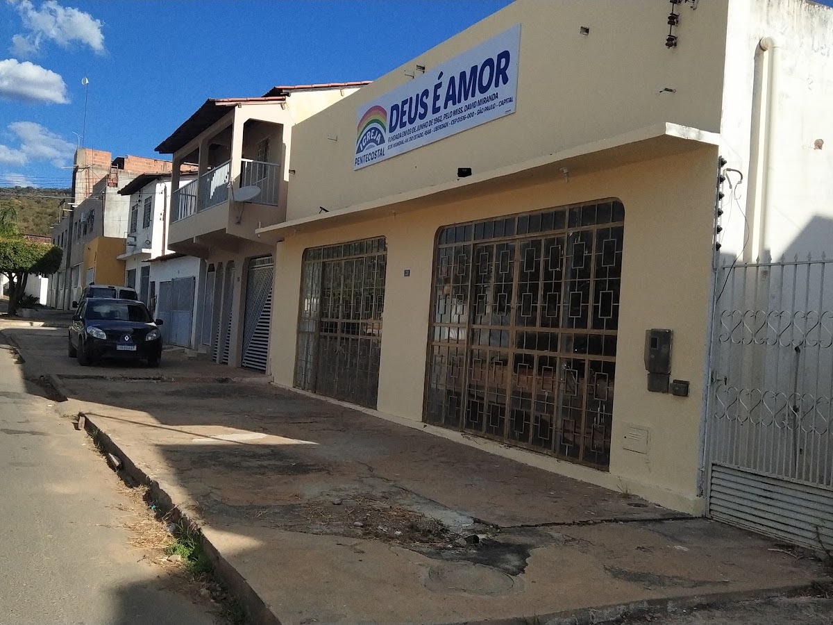 Foto da Igreja Pentecostal Deus é Amor Sede Central