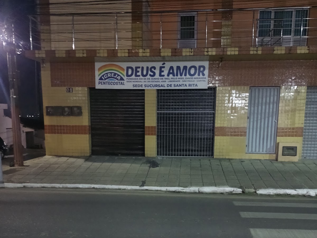 Foto da Igreja Pentecostal Deus é Amor Sede Central