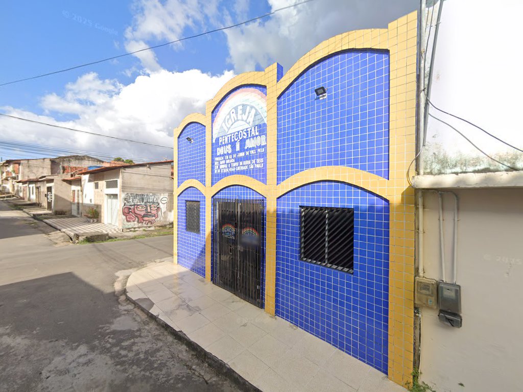 Foto da Igreja Pentecostal Deus é Amor Sede Central