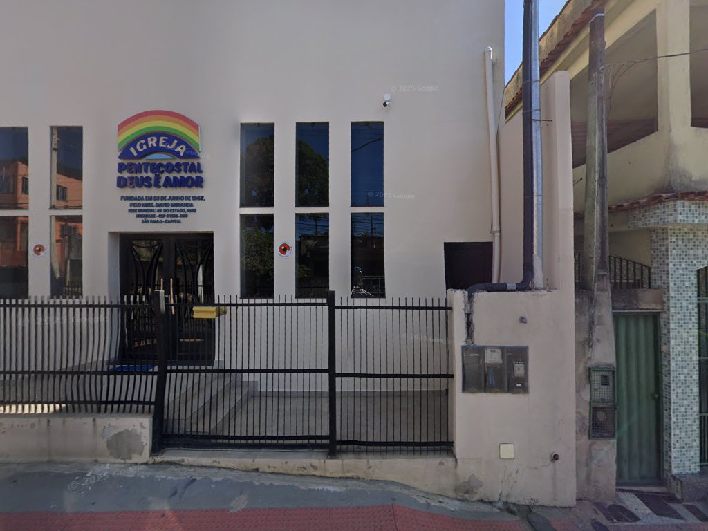 Foto da Igreja Pentecostal Deus é Amor Sede Central
