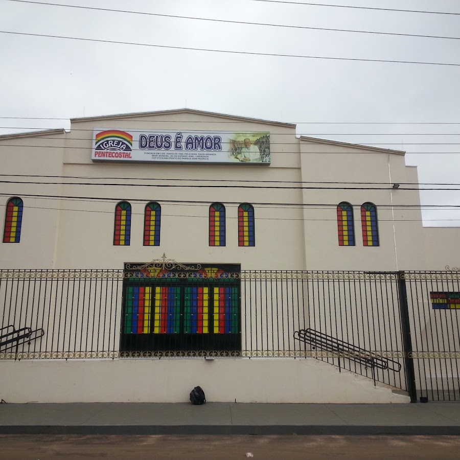 Foto da Igreja Pentecostal Deus é Amor Sede Estadual