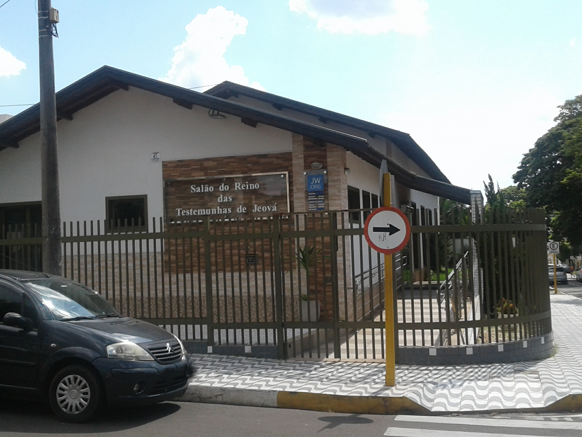Foto da Salão do Reino das Testemunhas de Jeová