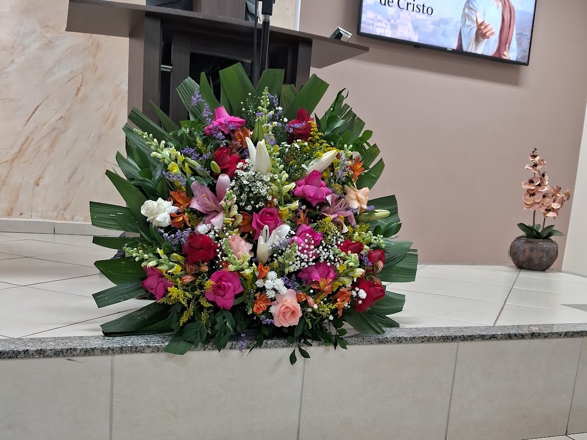 Foto da Salão do Reino das Testemunhas de Jeová