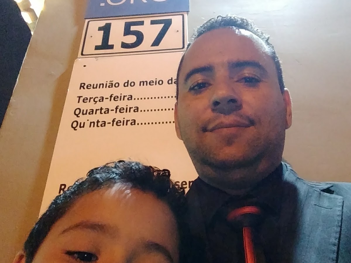 Foto da Salão do Reino das Testemunhas de Jeová
