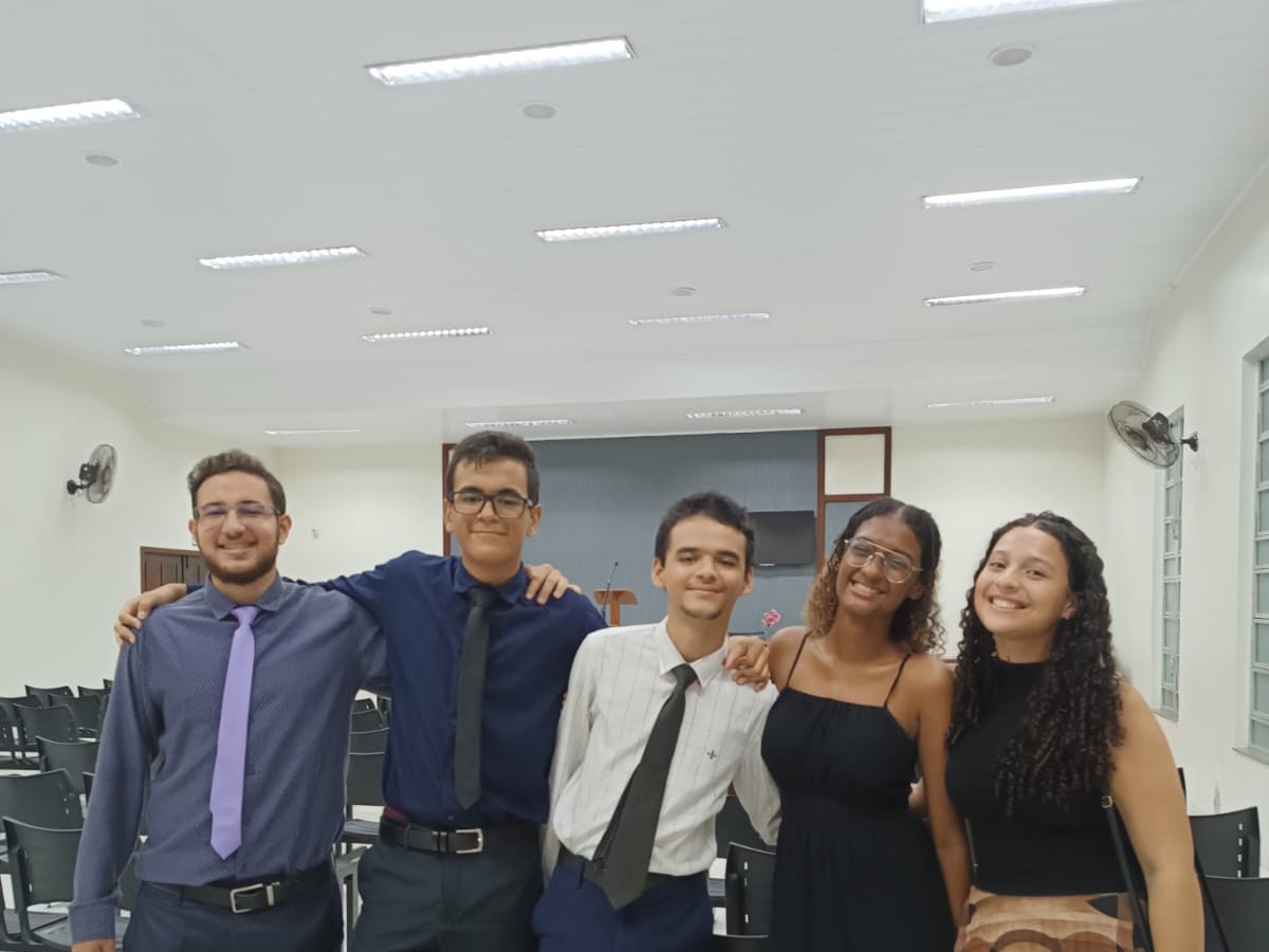 Foto da Salão do Reino das Testemunhas de Jeová