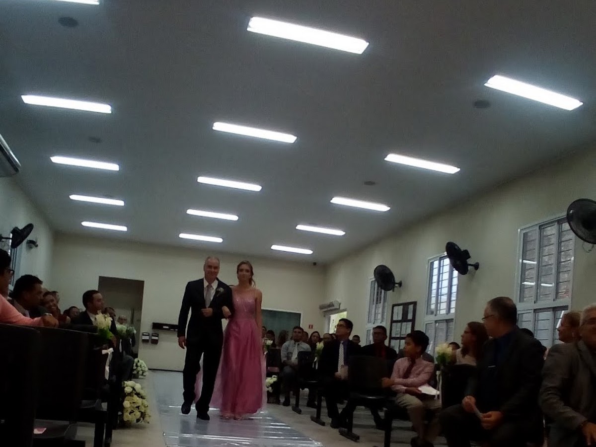 Foto da Salão do Reino das Testemunhas de Jeová