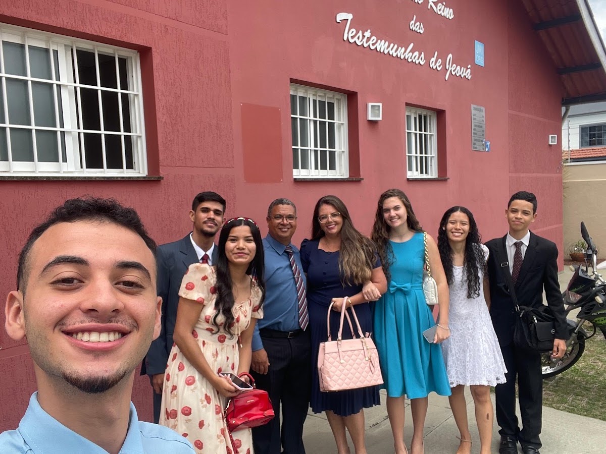 Foto da Salão do Reino das Testemunhas de Jeová